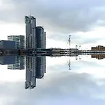 Sea Towers アパート *