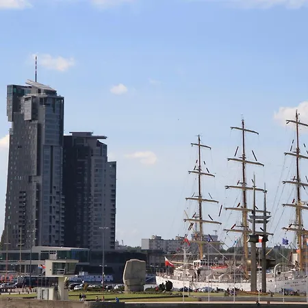 Apartment Sea Towers Gdynia